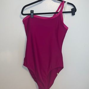 Never worn- Summersalt swimwear one piece